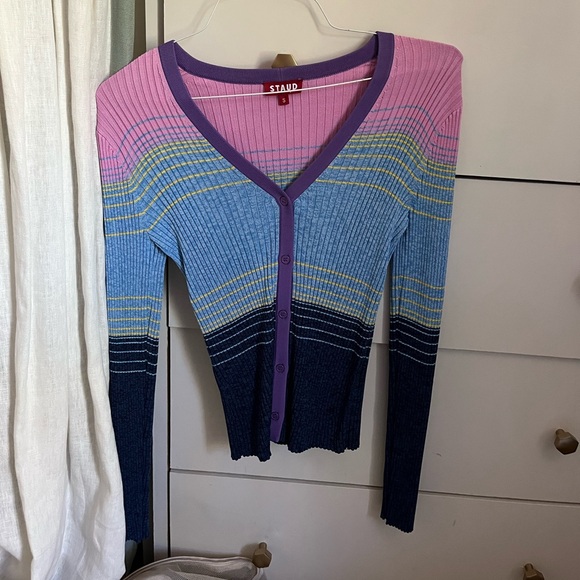 NEW WITH OUT TAGS Staud v-neck sweater - Picture 2 of 2